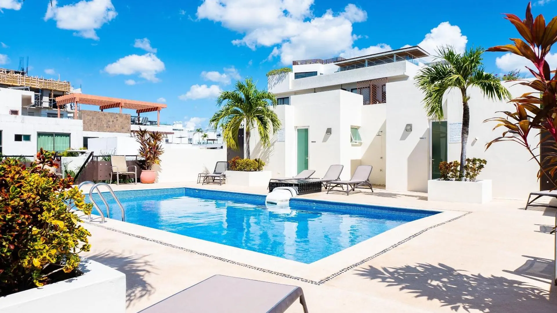 Meridian 208 Condo Playa del Carmen Apartment